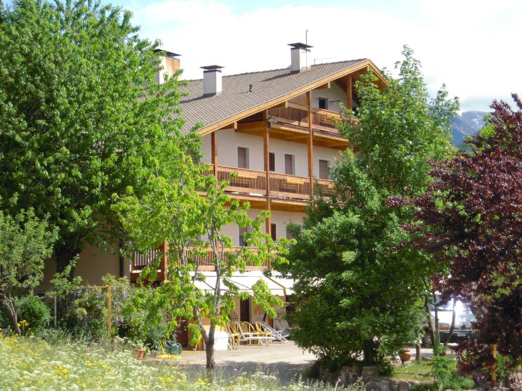 Albergo Bellaria การาโน ภายนอก รูปภาพ