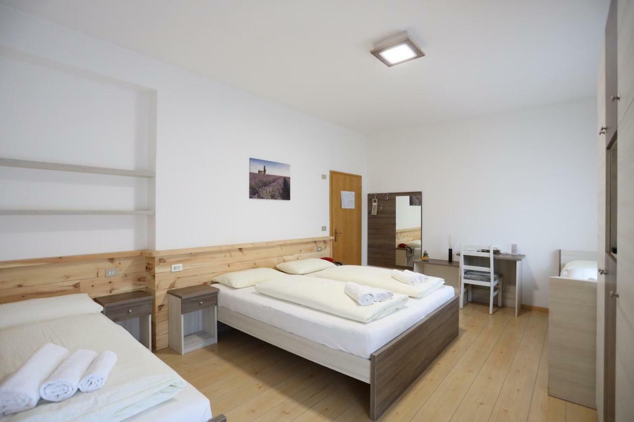 Albergo Bellaria การาโน ภายนอก รูปภาพ